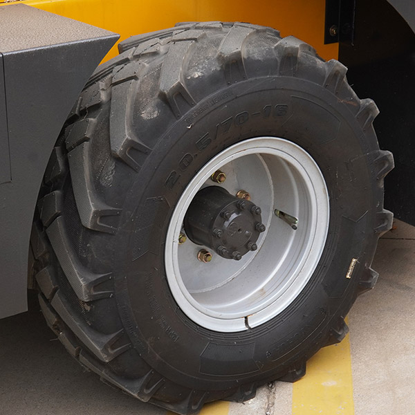Engineering tires
